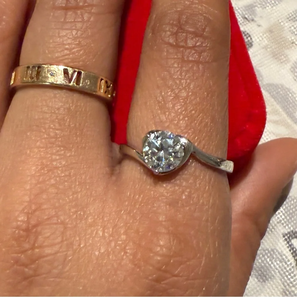 925 Sterling Silver Moissanite Heart Dainty Engagement Ring